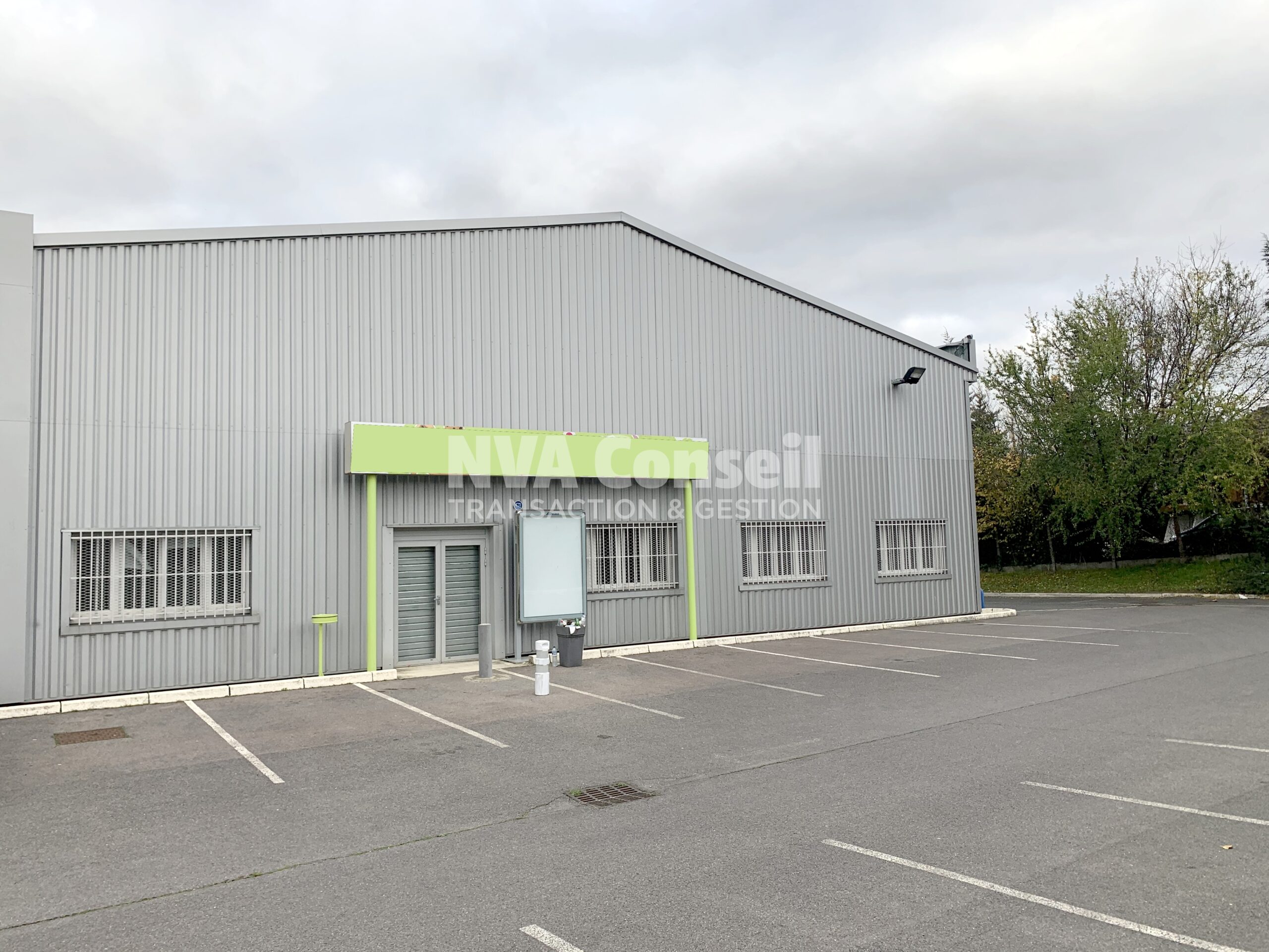 Local Show Room ERP &#8211; 633 m²